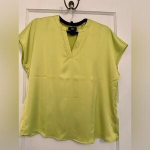 Jones New York Lime Green V-Neck Blouse